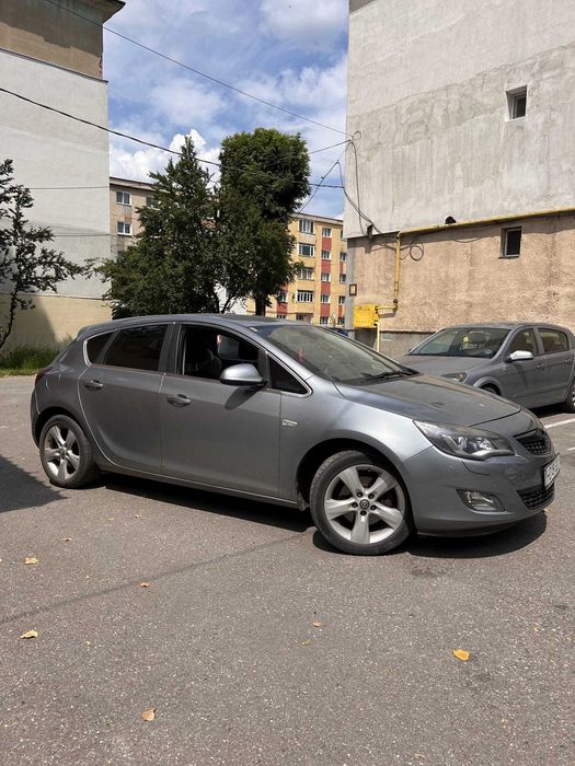Opel Astra J 2010 Diesel