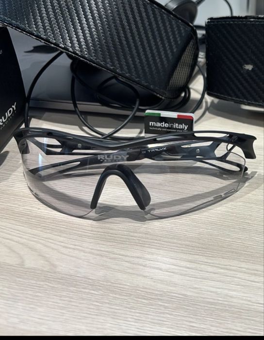 Продаю фотохромные очки Rudy Project
