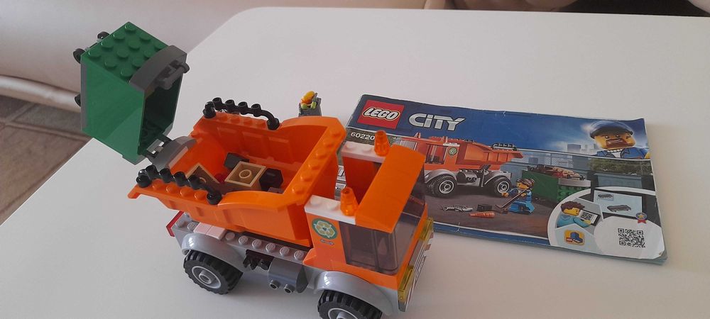 Lego citi комплект полный,  без коробки