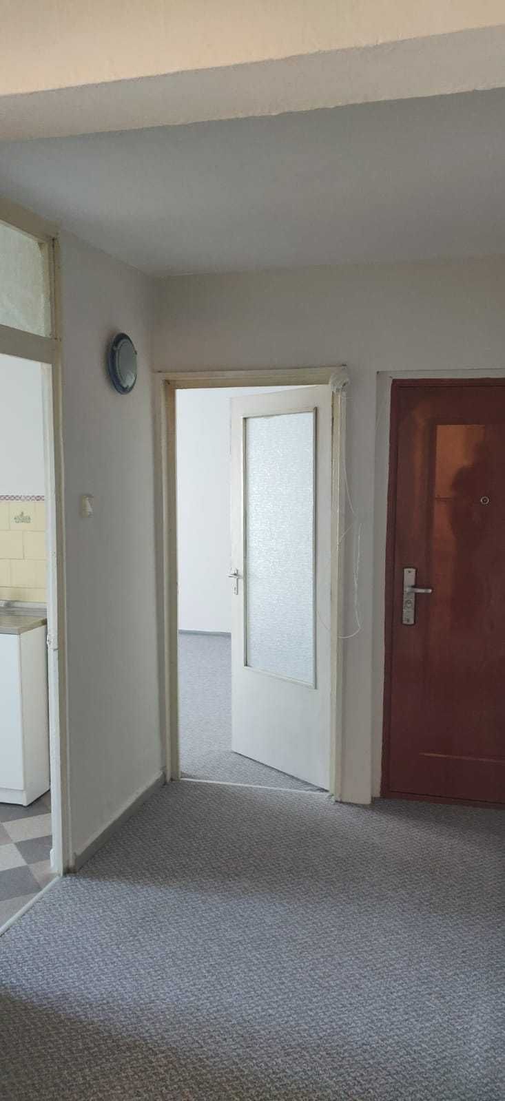 Apartament 2 camera (et.1)de inchiriat Rovine - Nicolae Iorga