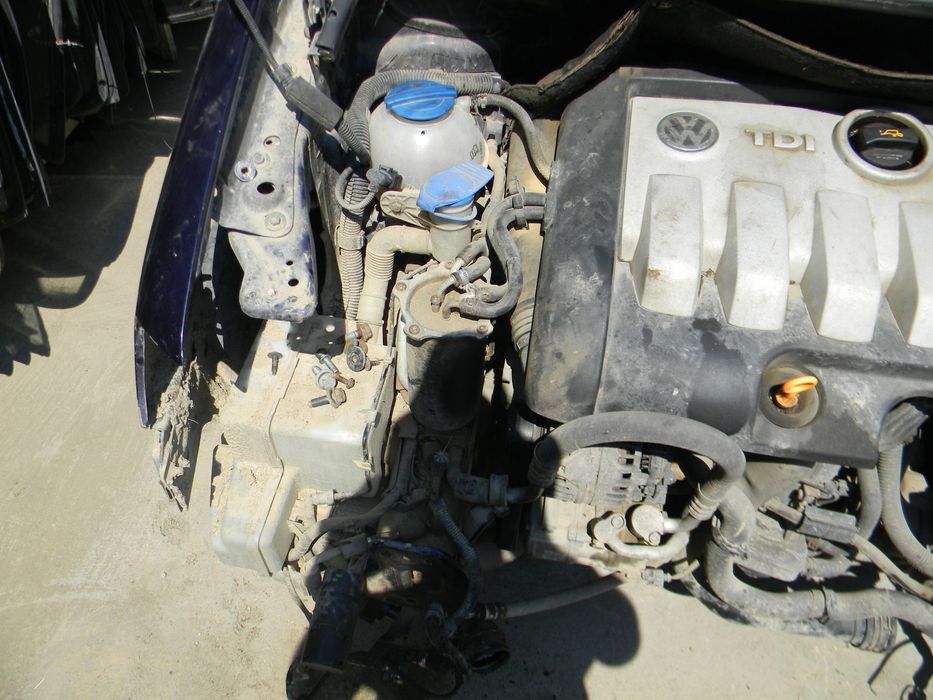 Dezmembrari  VW TOURAN (1T)  2003  > 2010 1.9 TDI Motorina