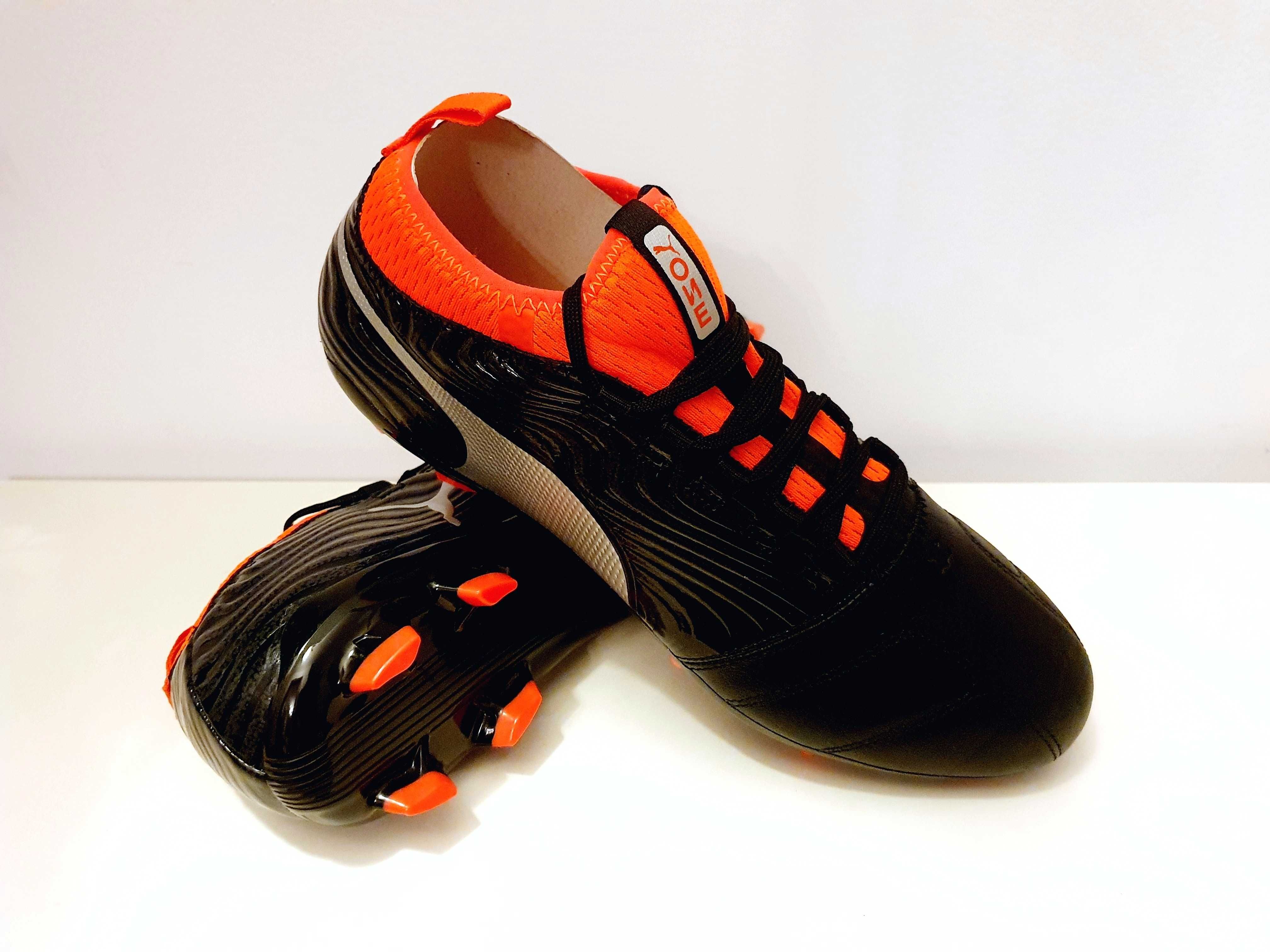 Ghete de fotbal Puma One 18.3 FG Black/Red Blast, 44 EU NOI