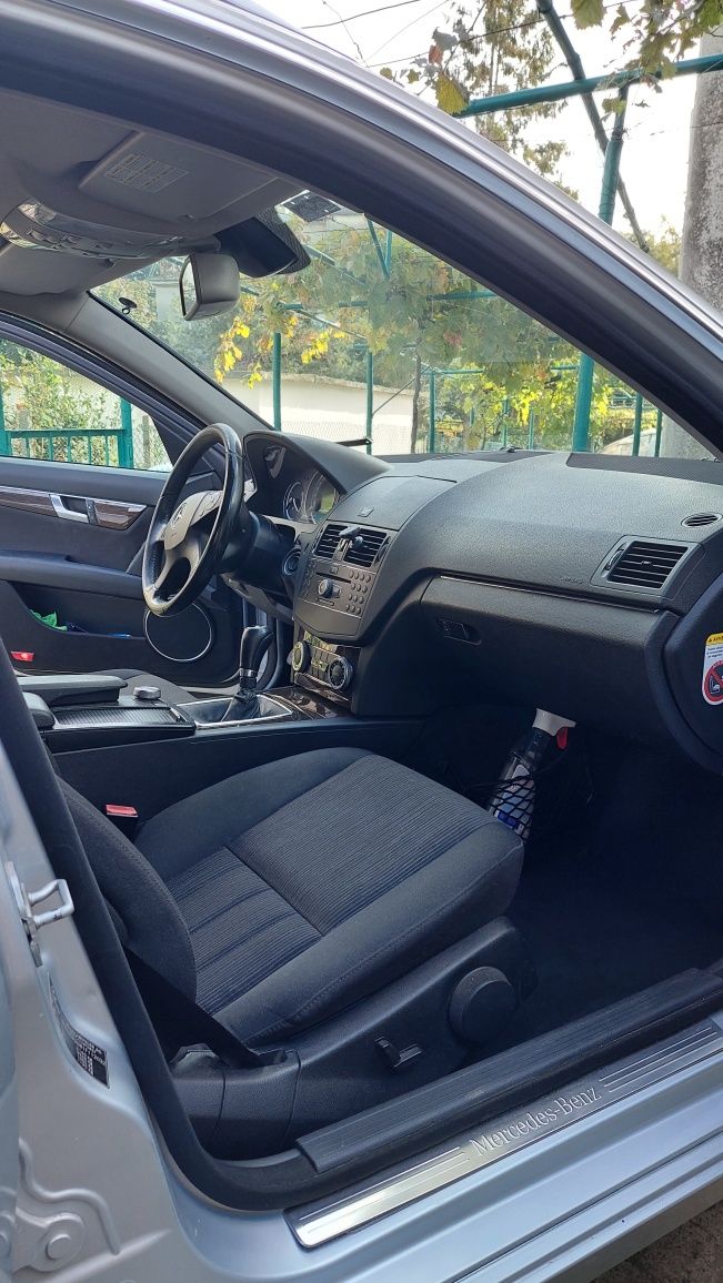 Mercedes c220 w204 2.2 170hp