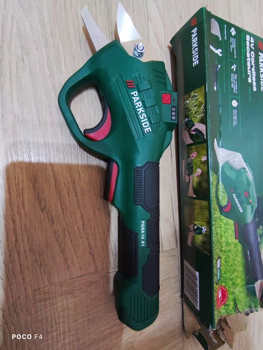 Акумулаторна градинска ножица Parkside pgsa 14 a1