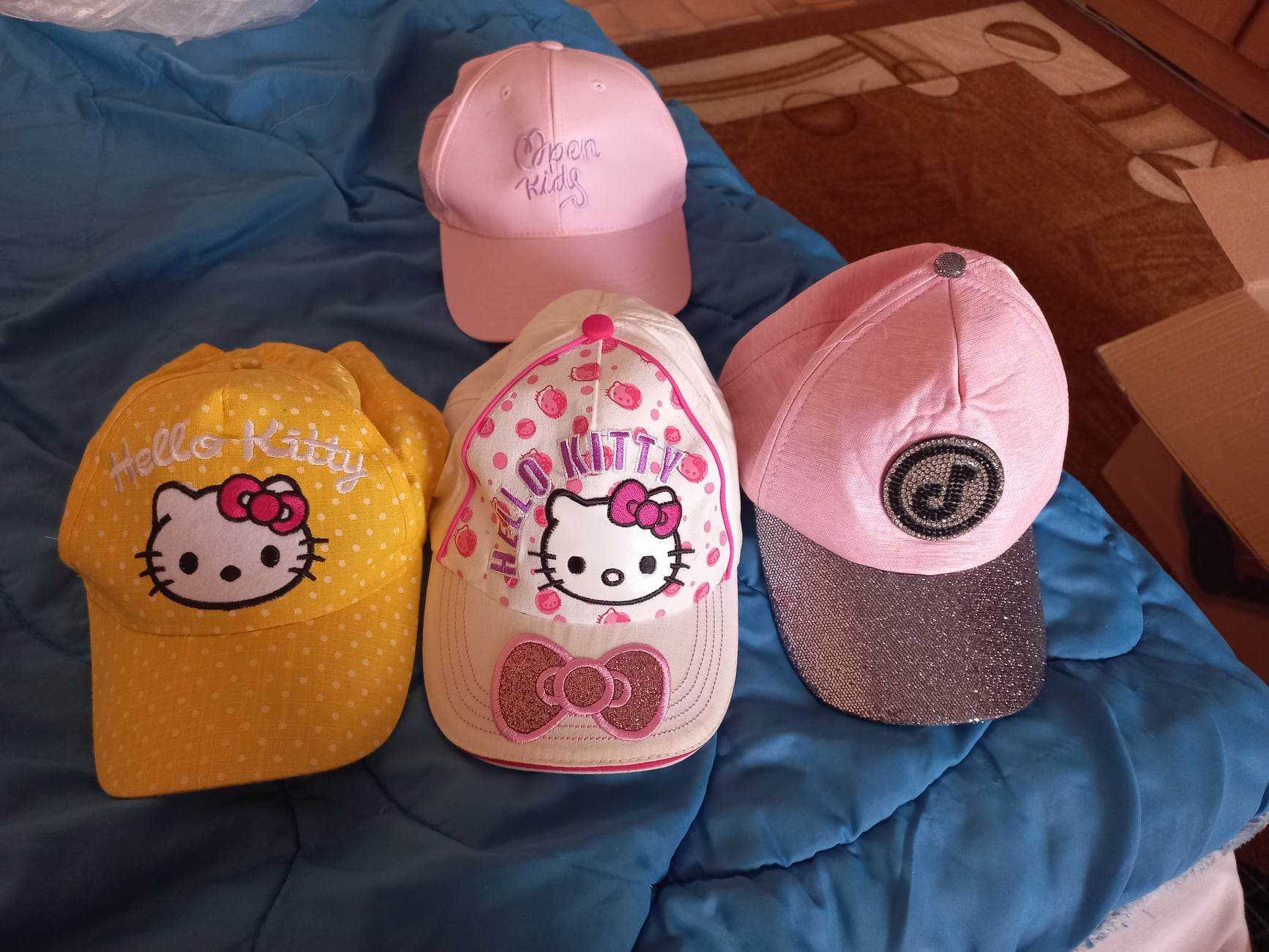шапки за момичета