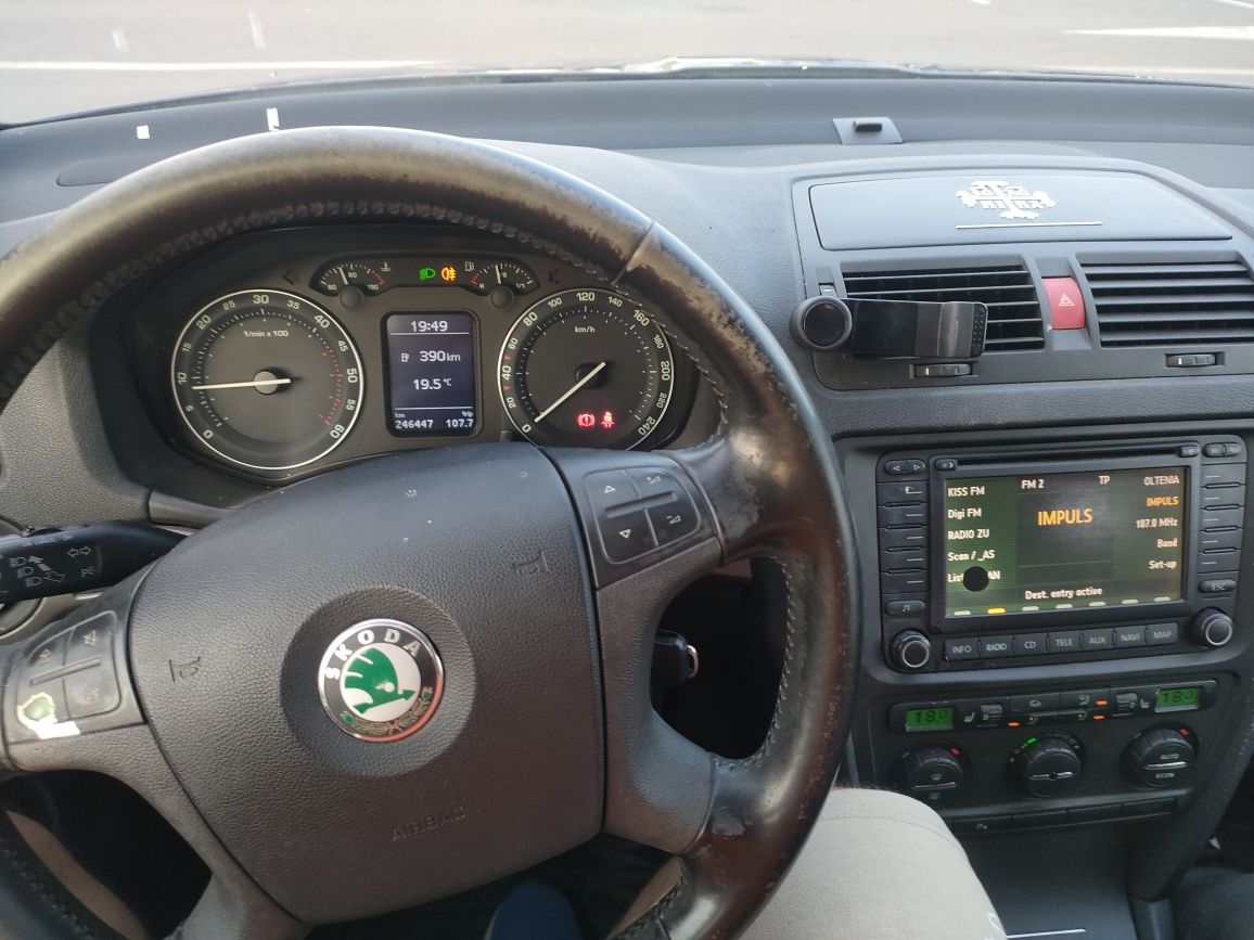 Skoda octavia II 2.0TDI 140 cai
