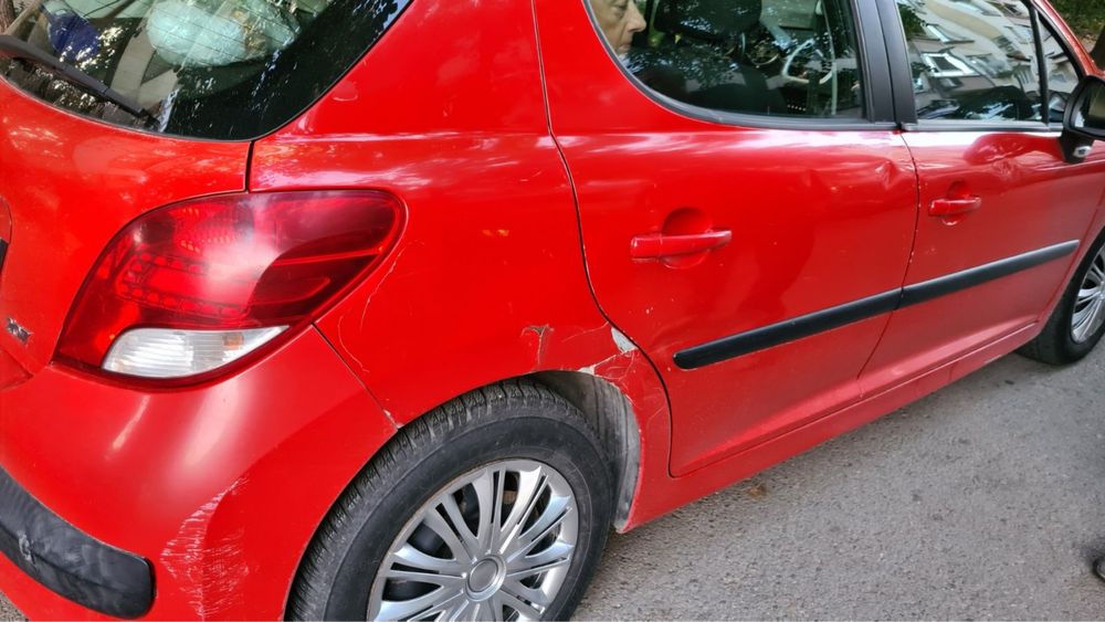 Peugeot 207 2010г. 1.4 hdi