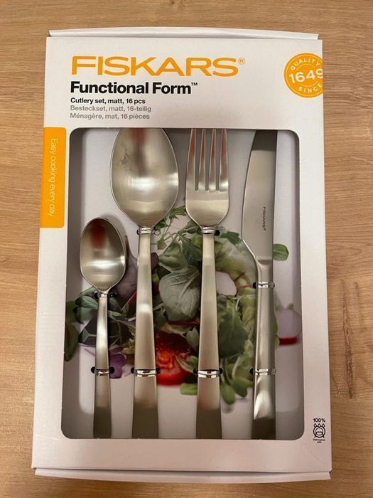 Set Tacamuri Fiskars Functional Form 16 piese