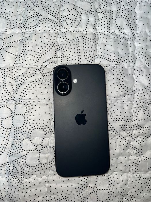 Iphone 16 в хорошем состоянии