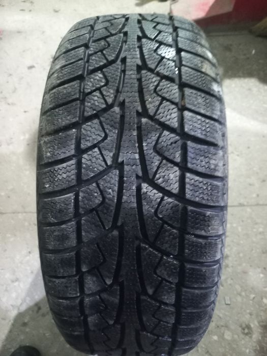 Продам резину на 17