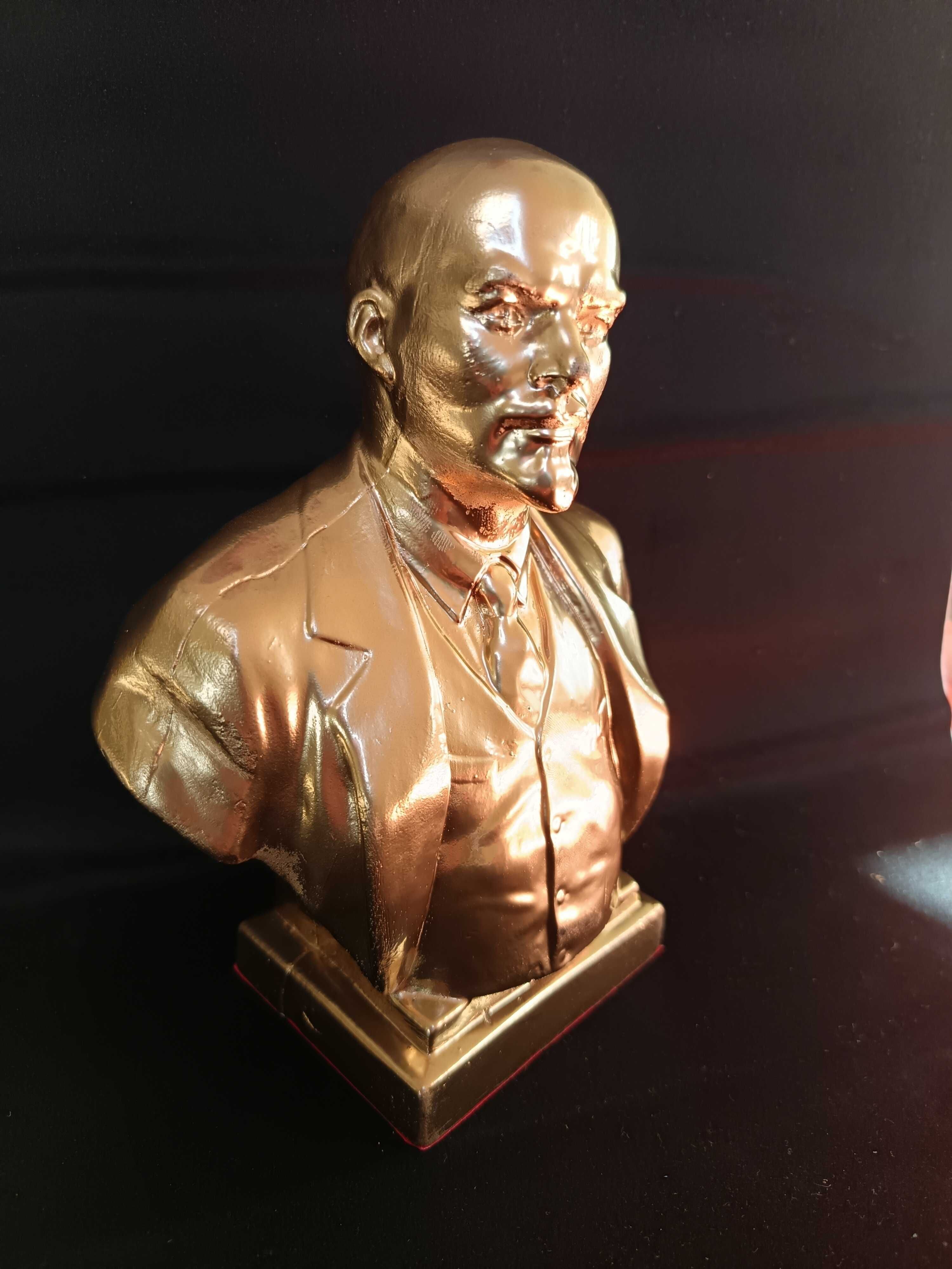 Бюст на Владимир Ленин