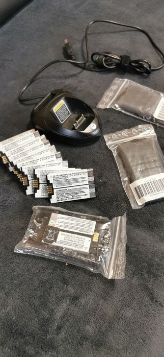 Încărcător, acumulatori Tetra