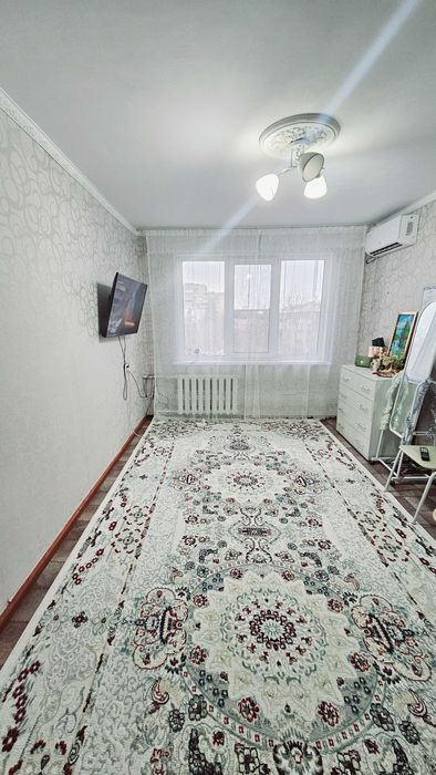 Продам 1 ком в центре за 9500