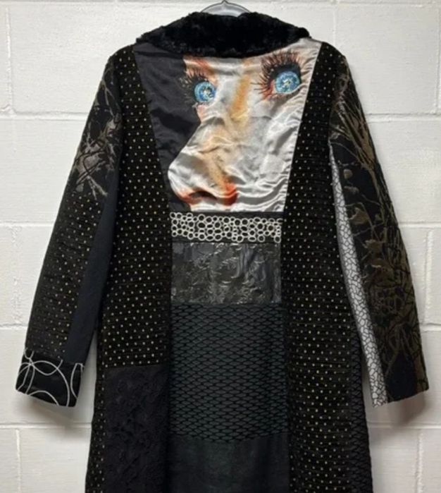 Palton Desigual,midi, M!