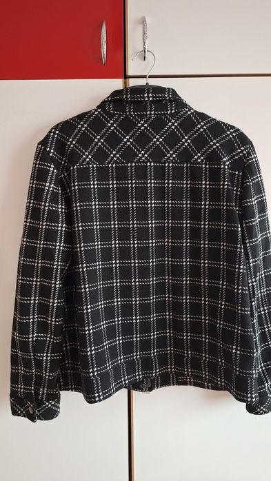 Jacheta model englezesc