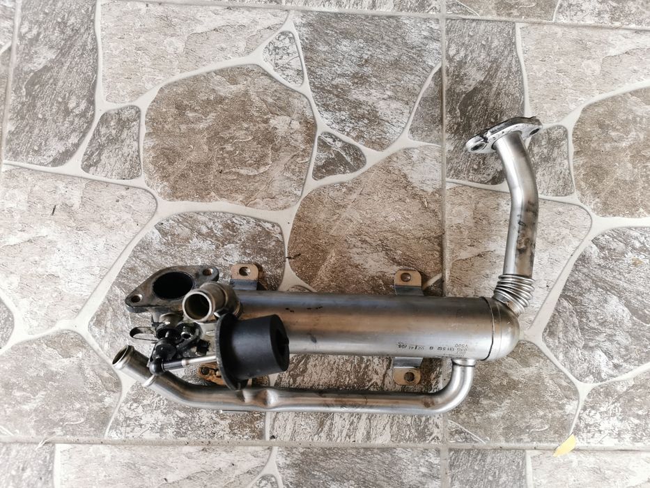 Turbina Golf 5 BLS, Racitor gaze, compresor AC