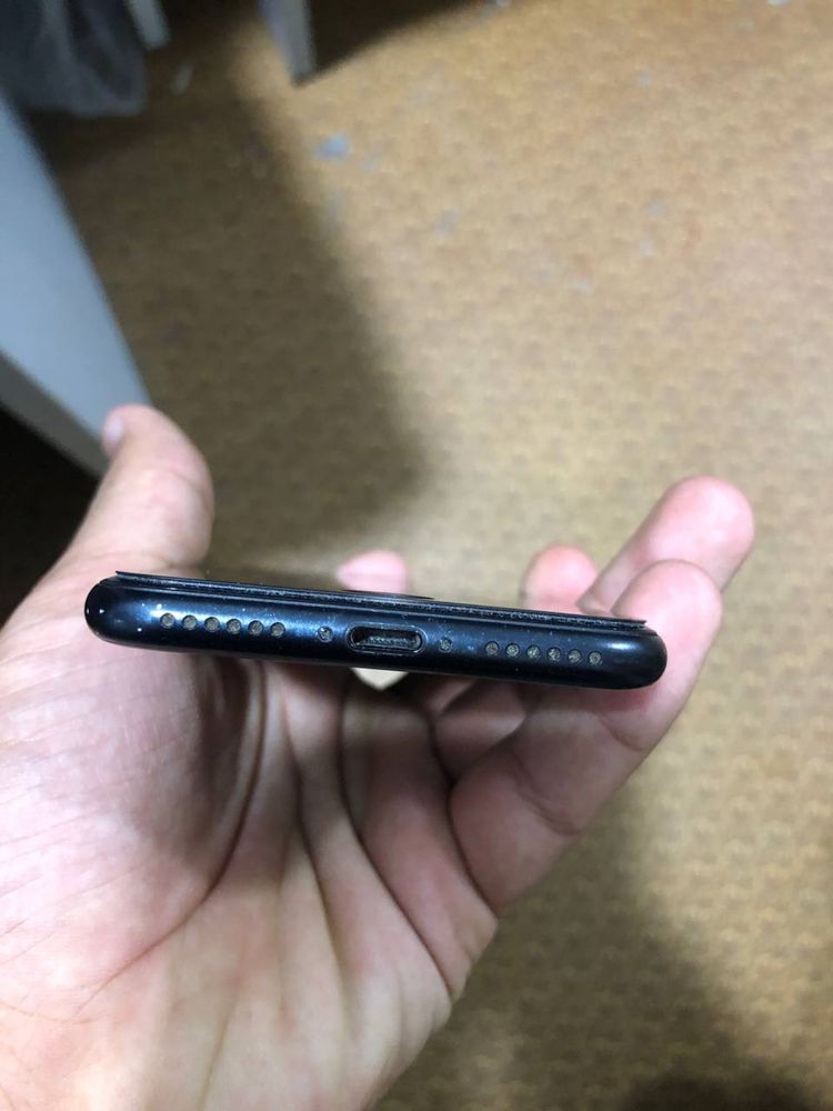 Iphone SE Kafolati bor