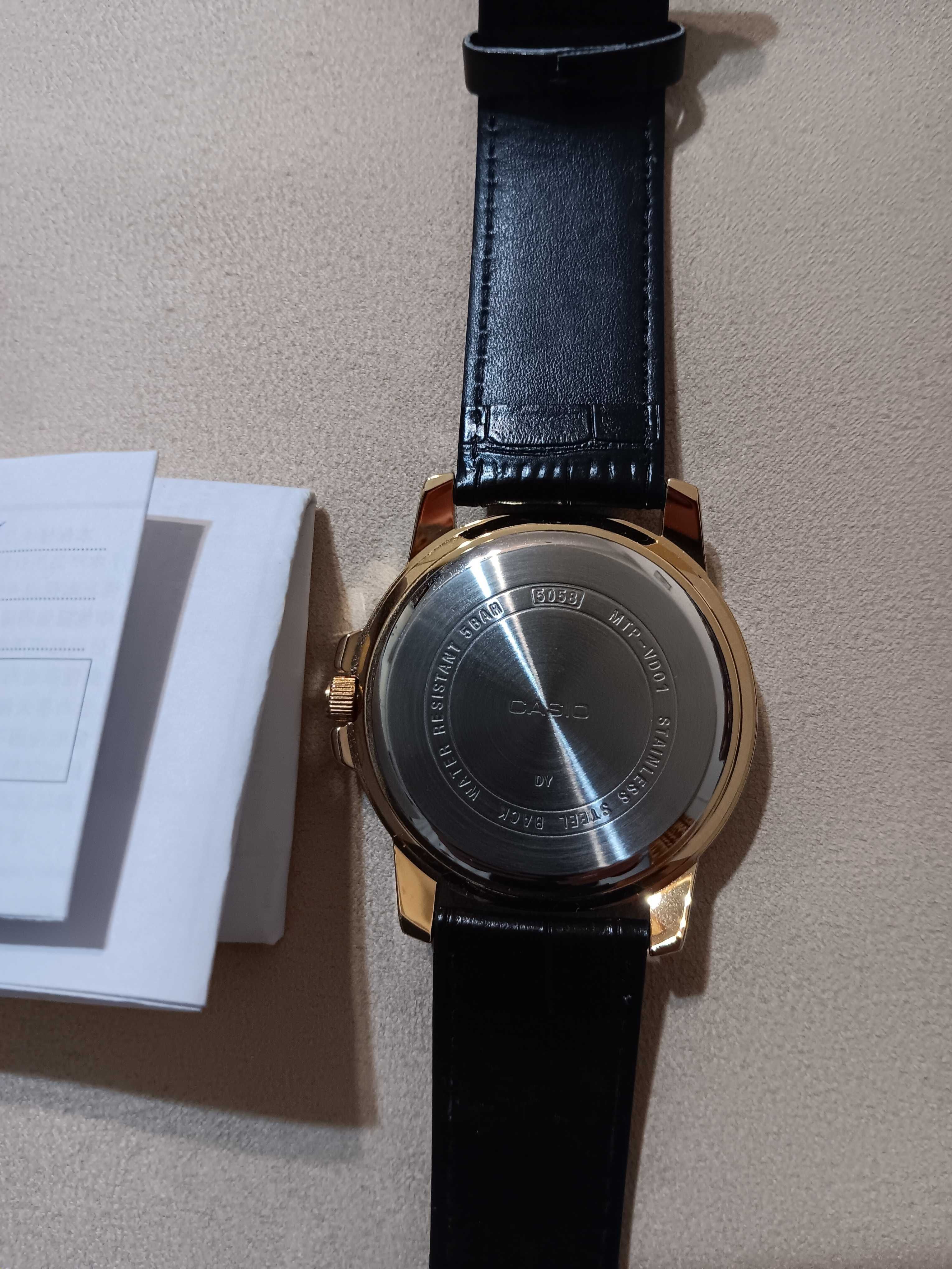 Нов мъжки часовник Casio Collection - MTP-VD01GL-1EV