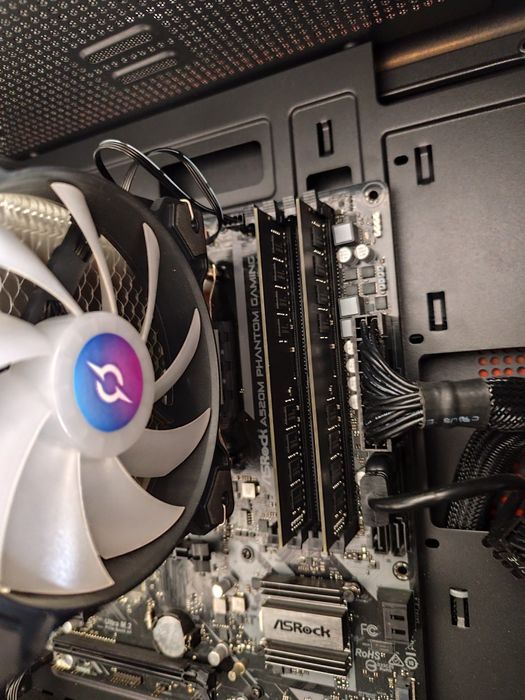 Kit ryzen 5 3600/ A520/16 gb ram