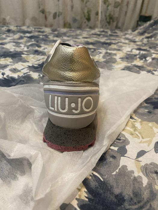 Оригинални маратонки lIU JO