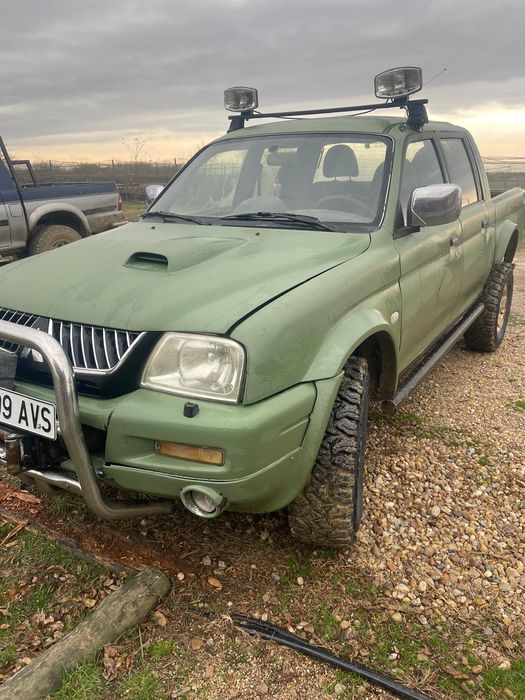 Mitsubishi L200 4x4 autoutilitara