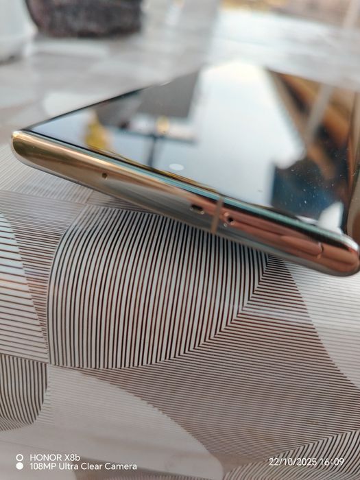 ПРОМОЦИЯ GALAXY NOTE 10 Един истински телефон.