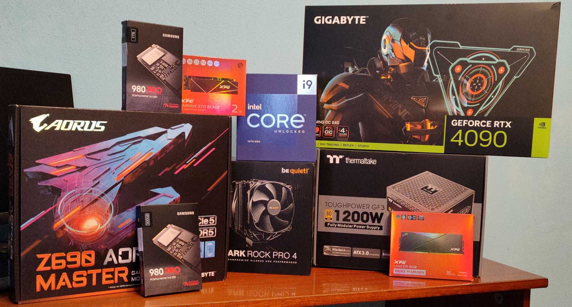 Configurez PC-uri pentru GAMMING NOI