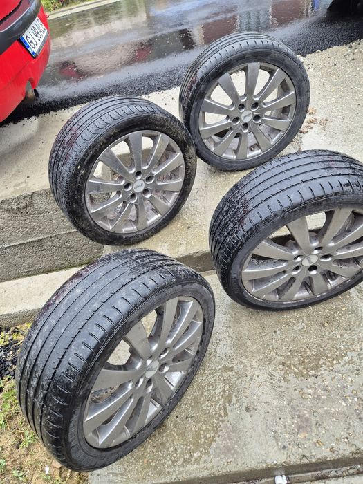 Vând set de 4 roti ,cu cauciucuri de vara: 225/45/17