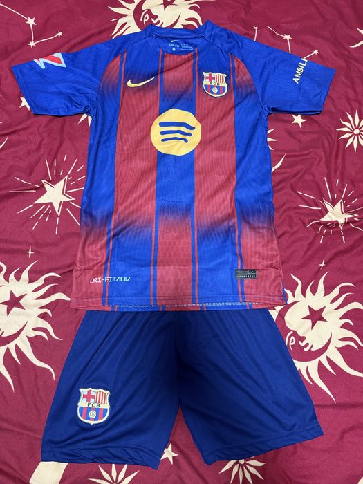 Echipament fotbal copii , Barcelona , Lamine Yamal , 176 cm