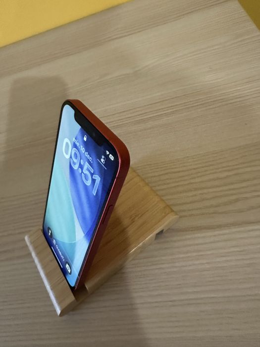 Iphone 12 rosu 64 GB