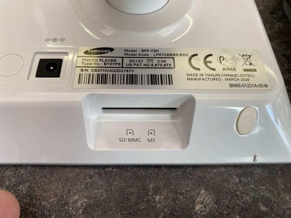 Продавам Фоторамка Samsung