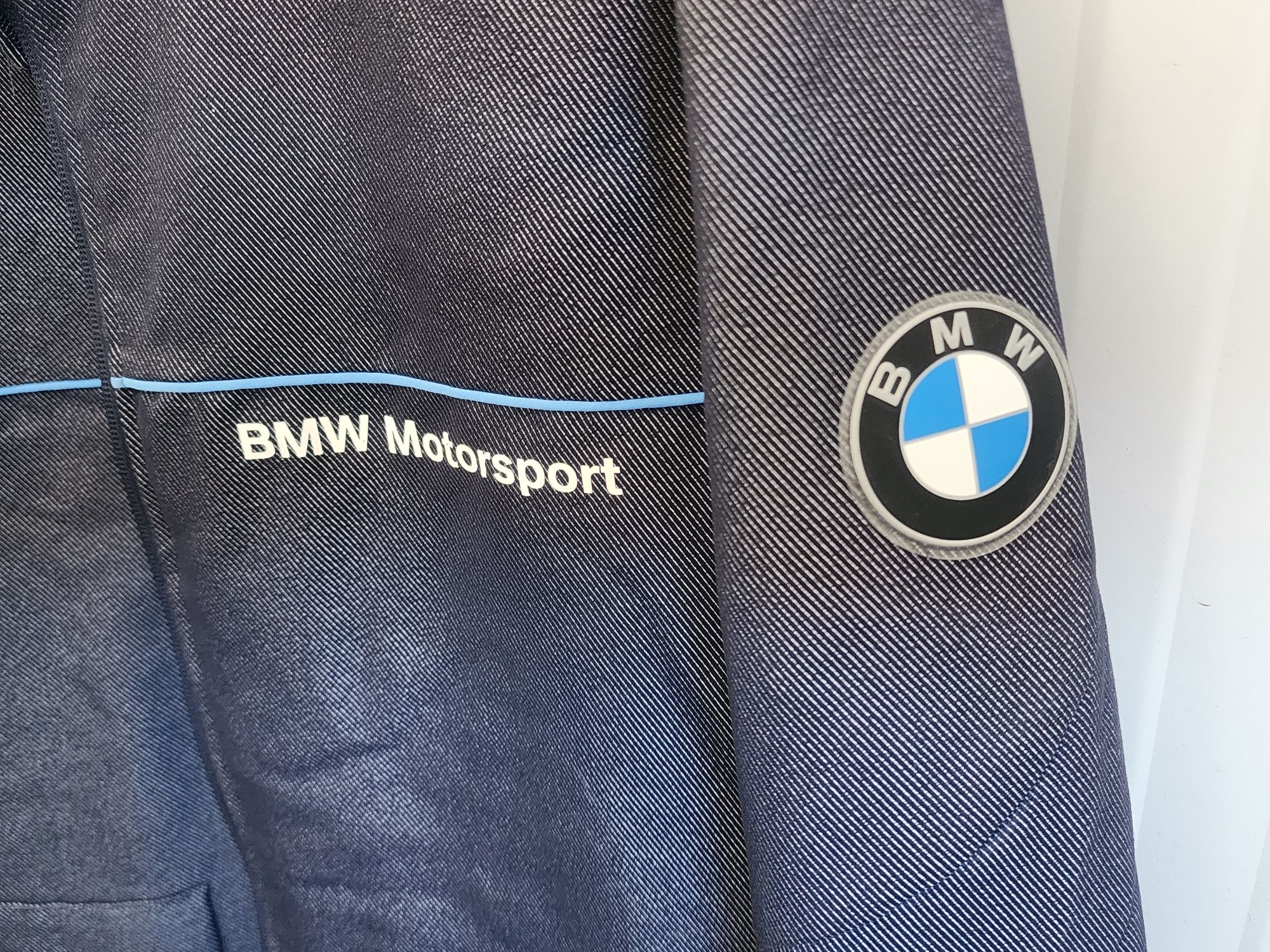 Яке Puma BMW Motorsport