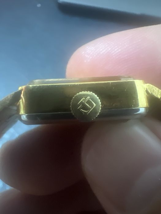 Vand/schimb Tissot dama placat aur, mecanic cu ceas barbatesc