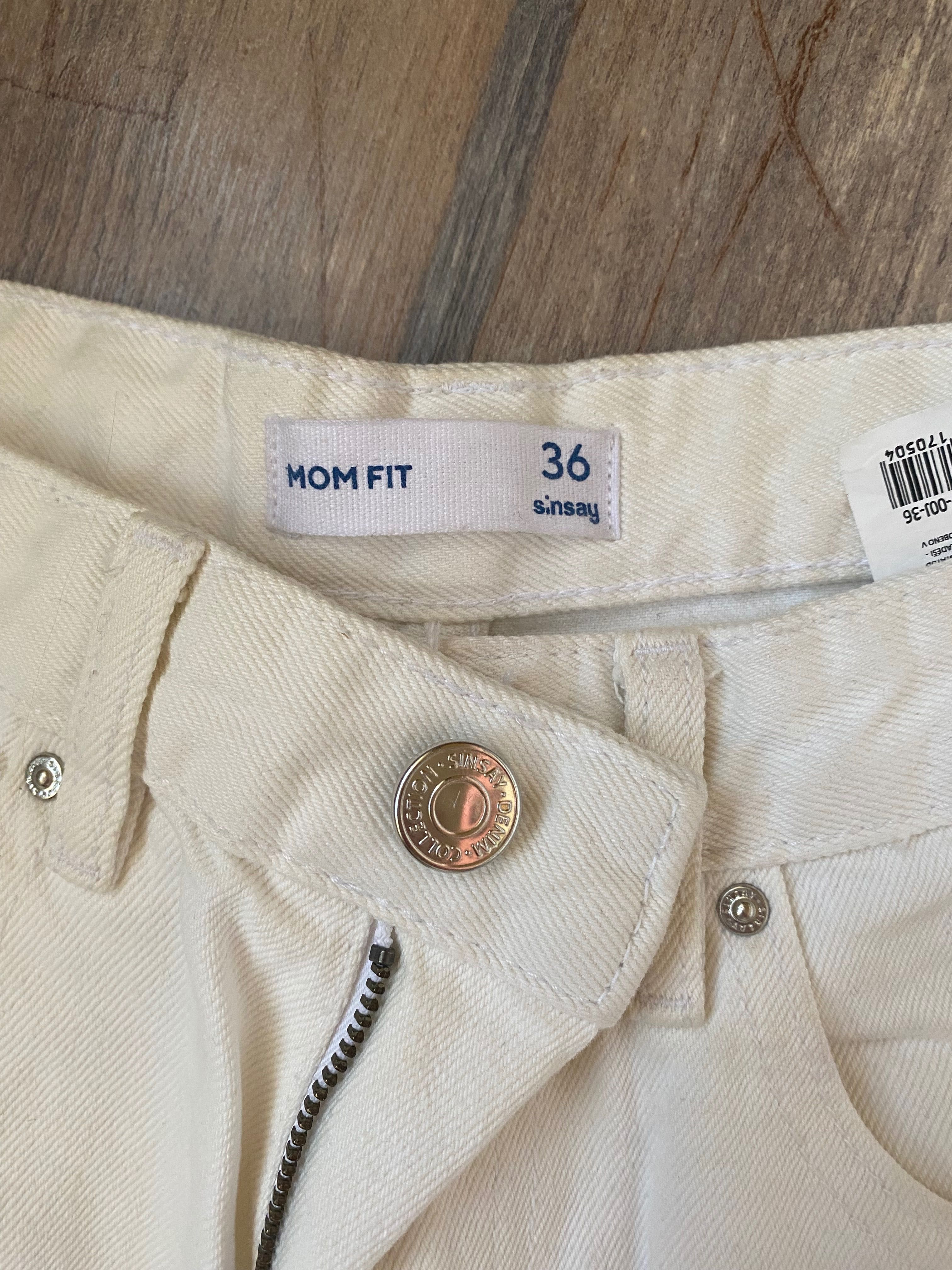 Бели дънки mom fit Sinsay, носени веднъж