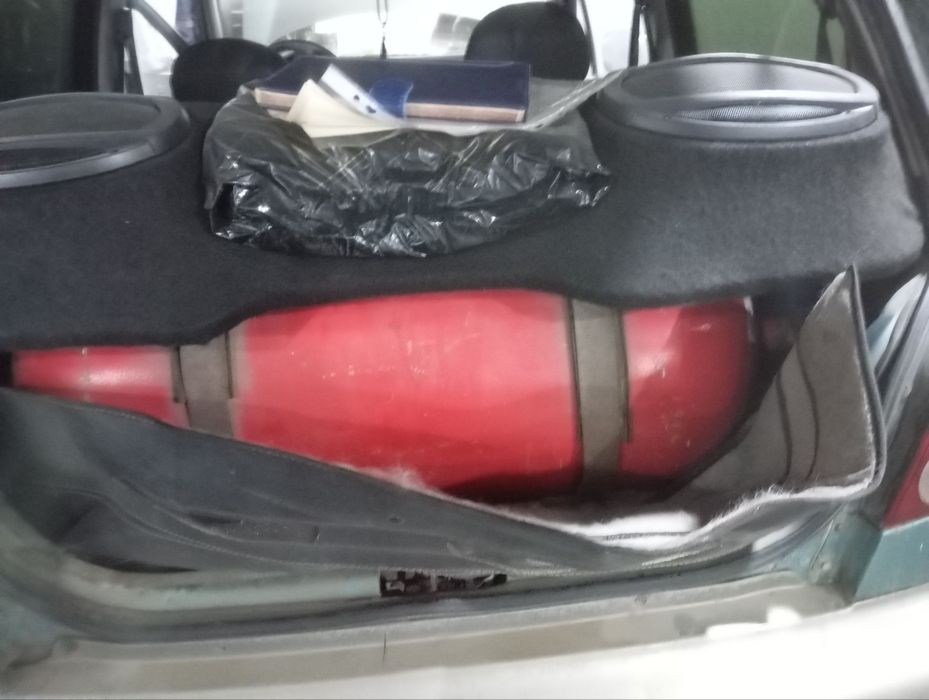 65 тали метан газ балон сотилади