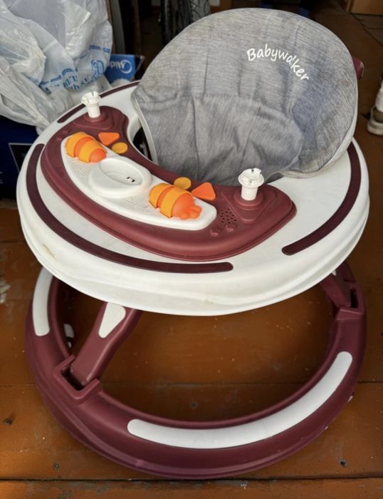 Ходунок срочно продам