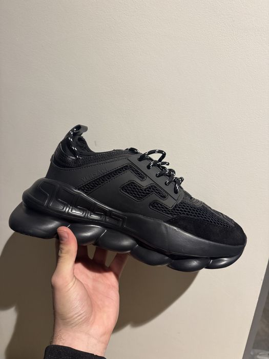 Versace chain resction