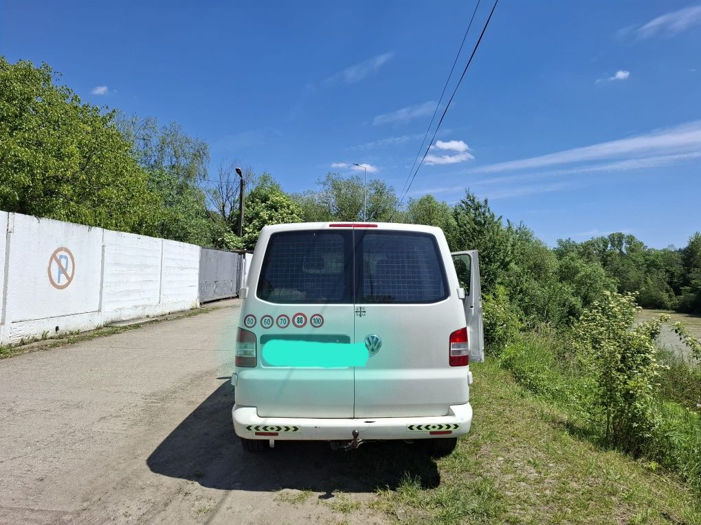 Vând Vw T5 ,motor 1.9 ,,2010 euro 5