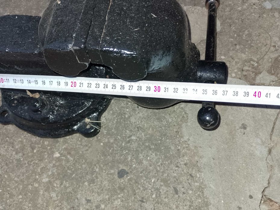 Шлосерско менгеме,стиска 12.5 см челюсти