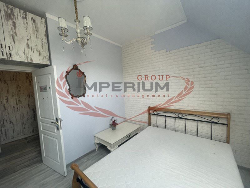 Дава се под наем Двустаен апартамент в Варна, Бриз - 70 кв.м за 714 € - Снимка #3