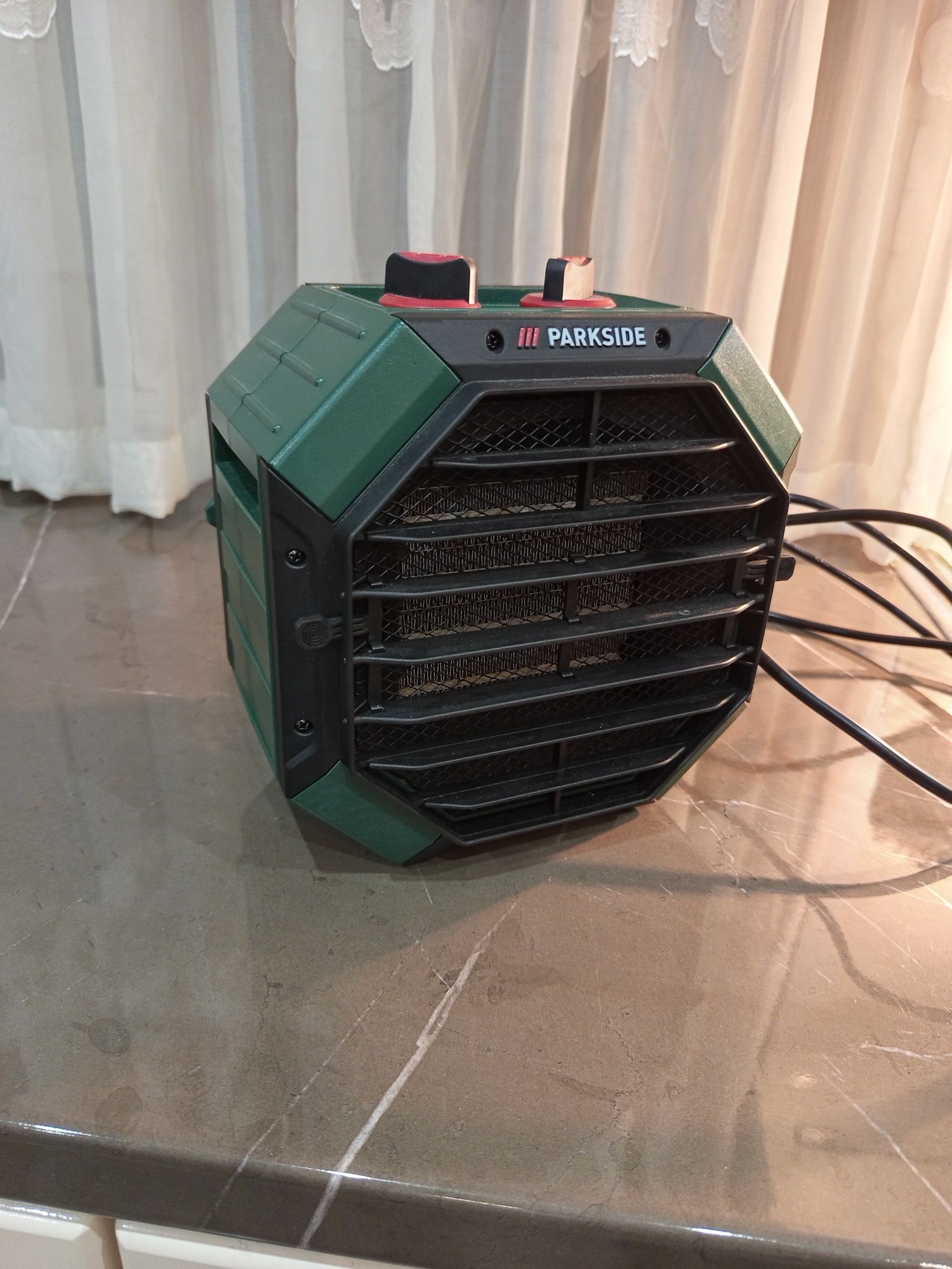 Керамична вентилаторна печка PARKSIDE PKH 5000 A1