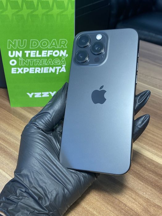 iPhone 15 Pro Max / 256 GB / Sănătate baterie 92% / Ca nou