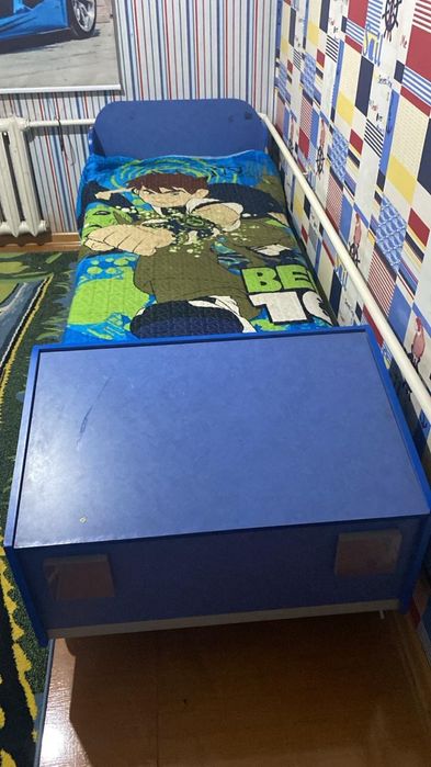 Крават разние буу