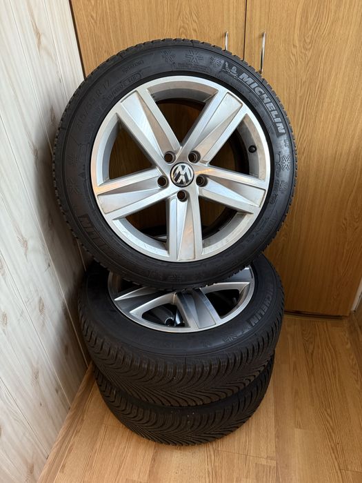 215/55 R17 Jante VW + Anvelope iarna Michelin Alpin 5 (aproape noi)