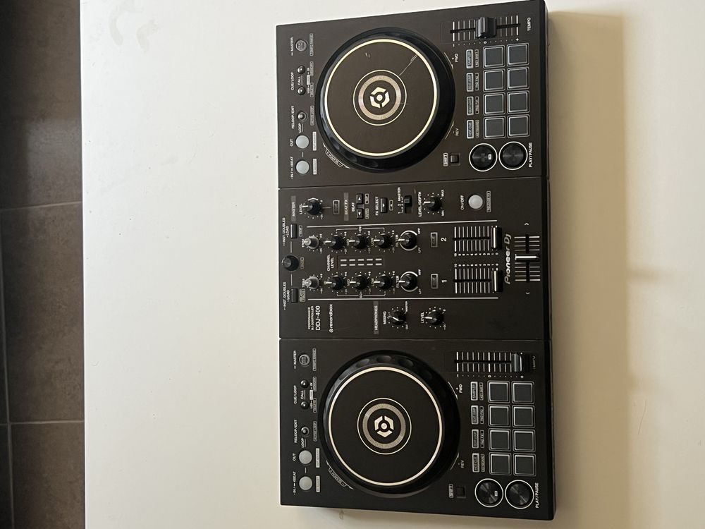Pioneer DDJ400 Контролер