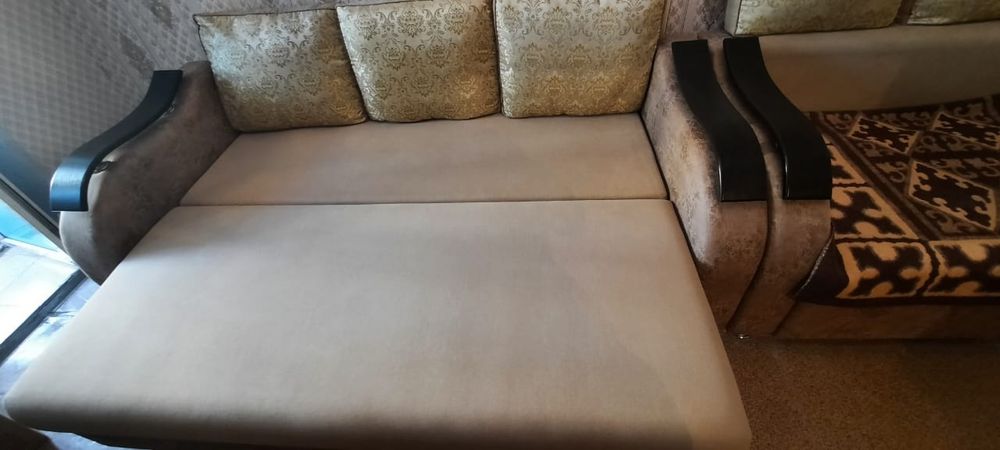 Два дивана, в разобранном состоянии