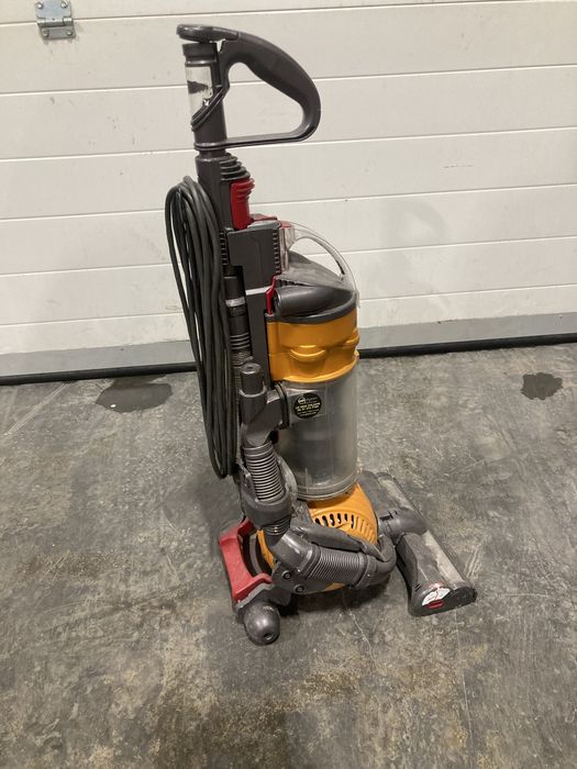 Прахосмукачка dyson