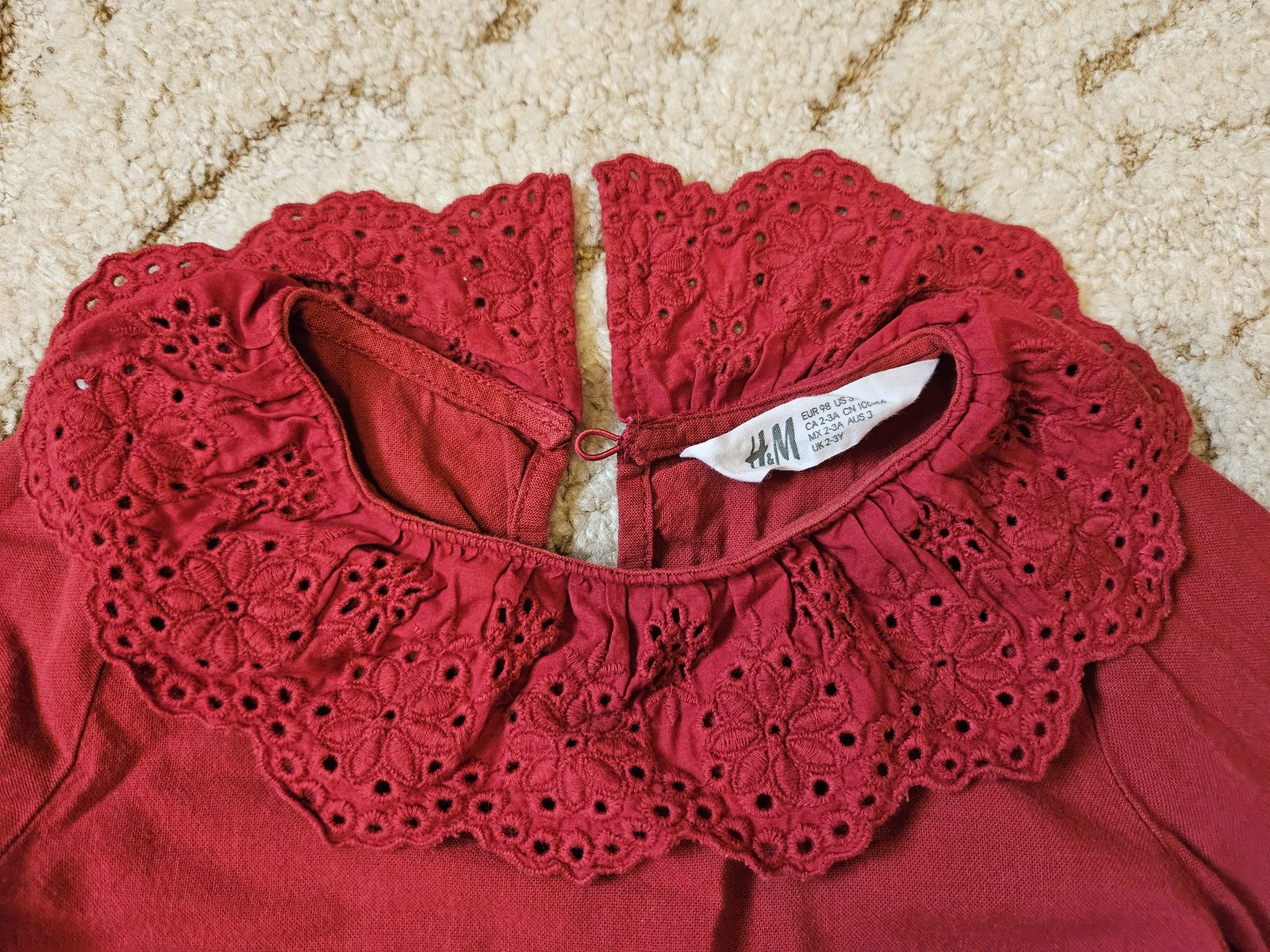 Rochie roșie H&M guler dantela mar 98