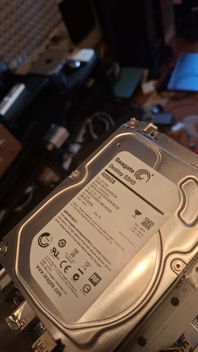 NAS QNAP TS-212 E  HDD 4 TB(2 buc)