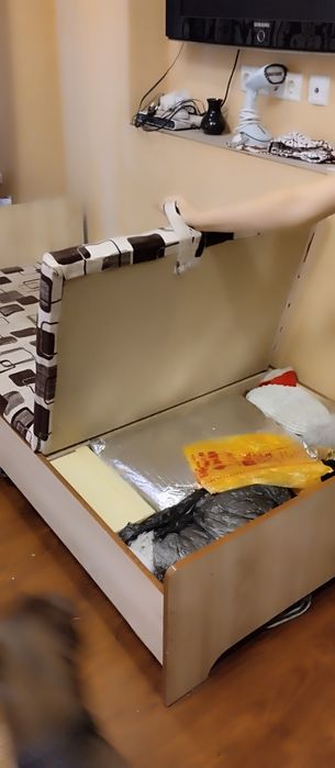 Кровать односпальная